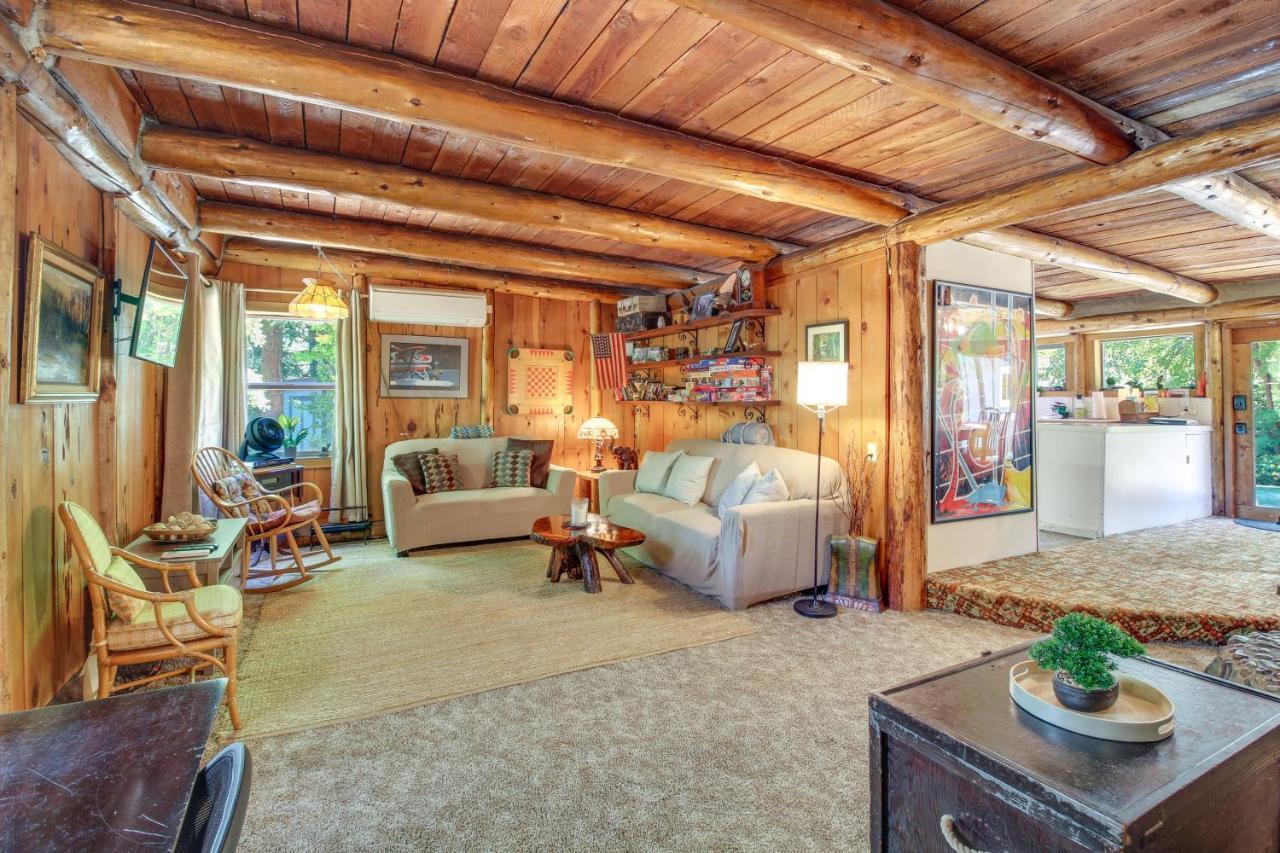 Rustic Bandon Log Cabin On 5 Acres Of Woodlands! Εξωτερικό φωτογραφία